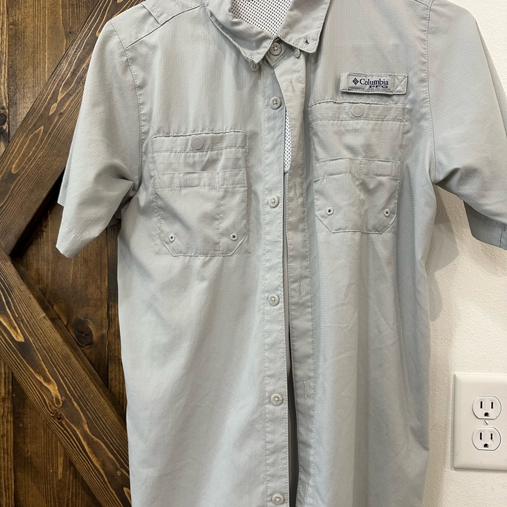 Bundle of Youth Boy Columbia shirts